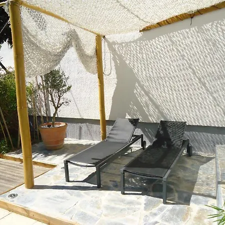 La Maison Blanche بيت ضيافة